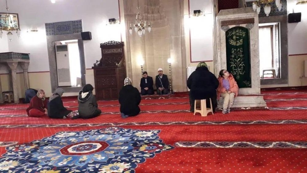 Engelli bireyler camide buluştu