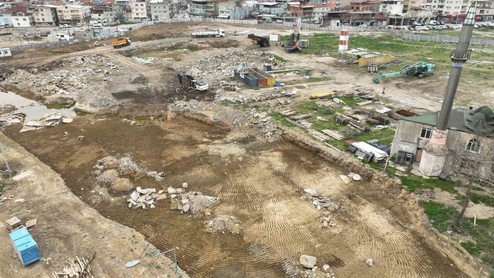 297 riskli bina yıkıldı