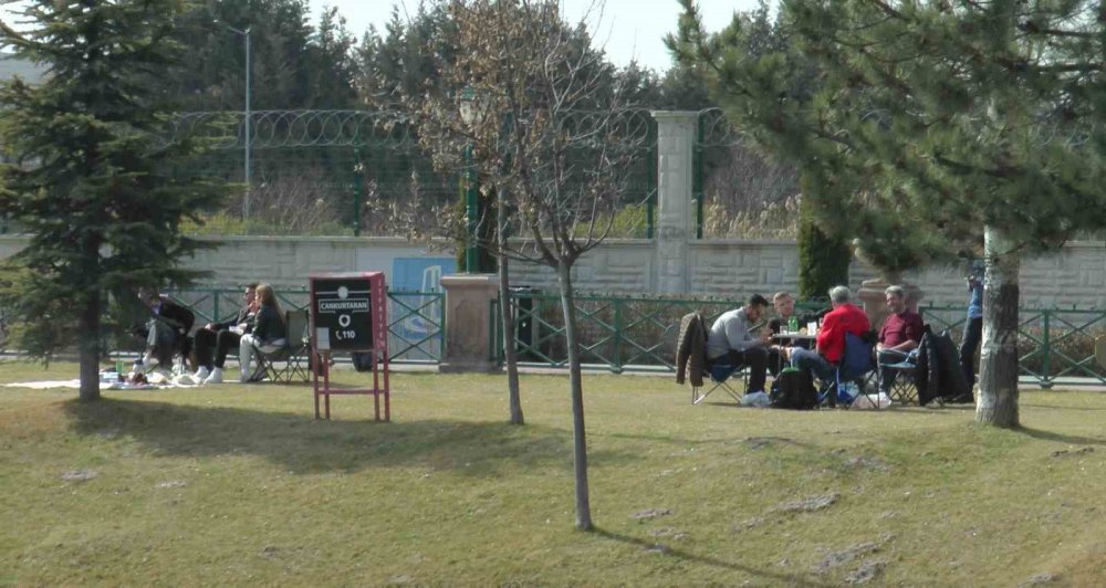 İlkbahar yüksek sıcaklıkla başladı