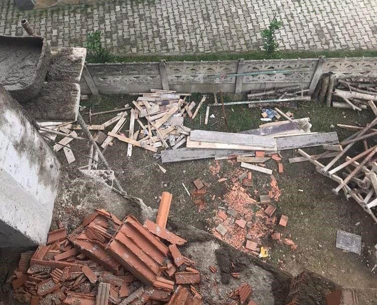 İnşaatın 3’üncü katından düştü, hastanede hayatını kaybetti