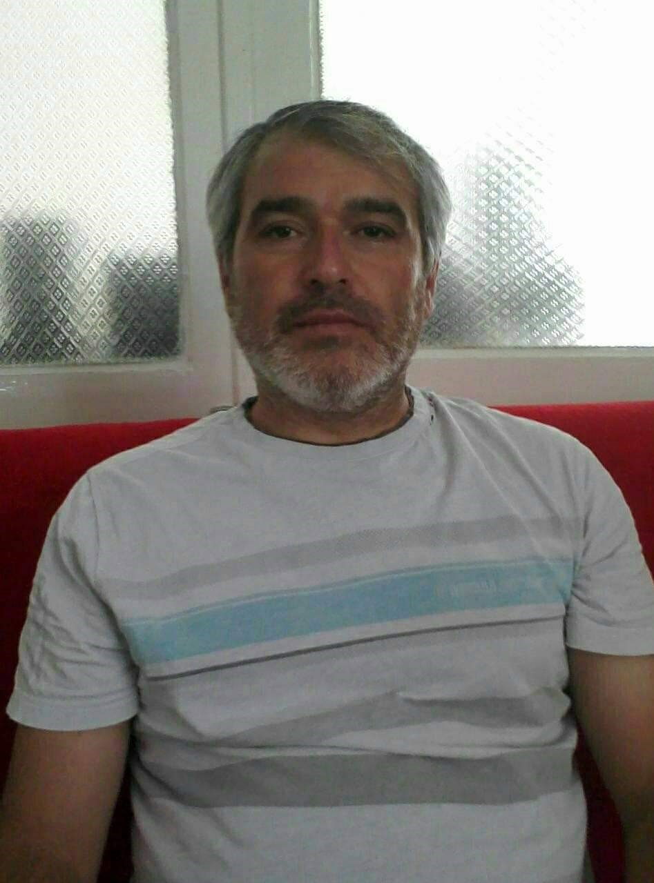 Odasında ölü bulundu