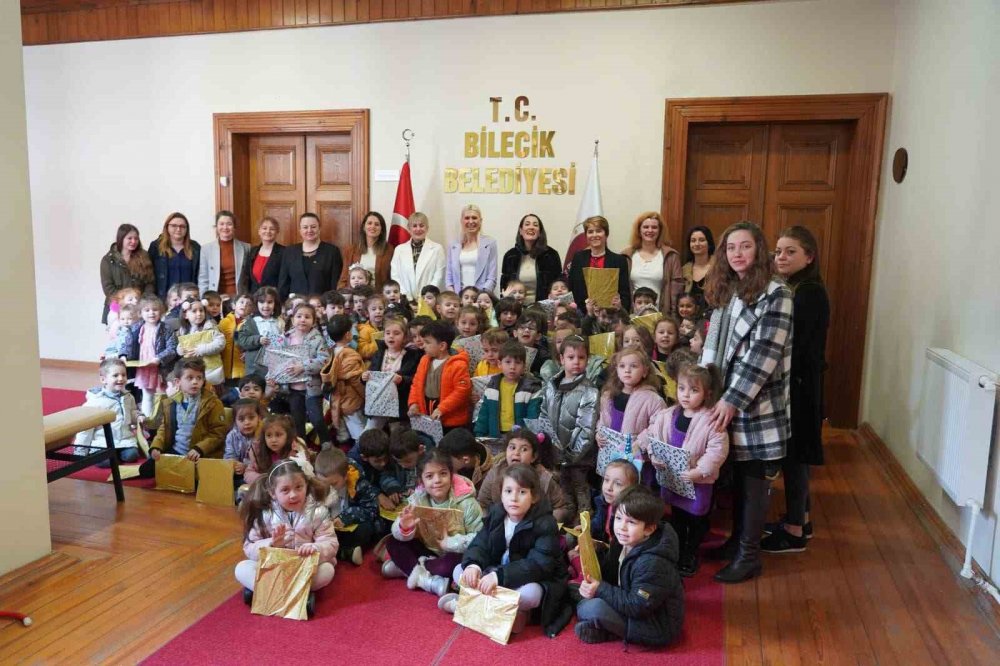 Kreş öğrencileri Başkan Subaşı’yı Unutmadı