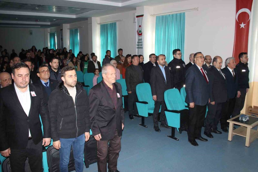 İstiklal Marşı’nın kabulü ve Mehmet Akif Ersoy’u Anma Günü programı düzenlendi