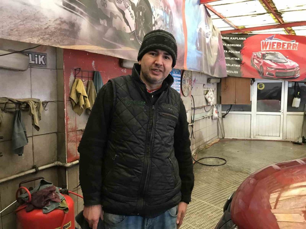 Havalar soğuyunca oto yıkama işleri bıçak gibi kesildi
