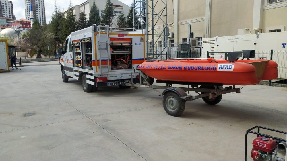 Şanlıurfa ve Adıyaman’a destek ekipmanları gönderildi