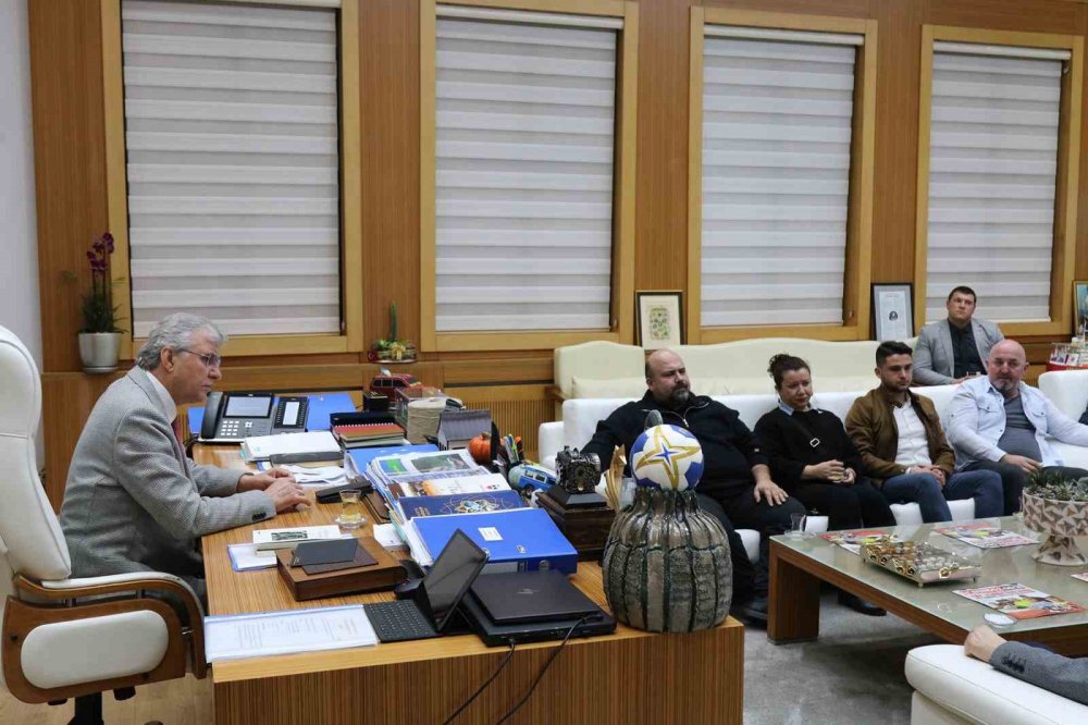 "Üzerinde durmamız gereken 10 bine yakın bina var"