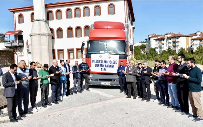 1-tir-kuru-gida-yardimi-gonderildi1.jpg
