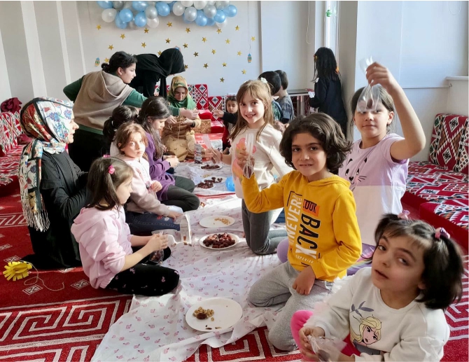 minikler-icin-ramazan-atolyesi2.jpg