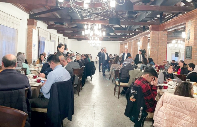 gazeteciler-ayd-iftari2.jpg