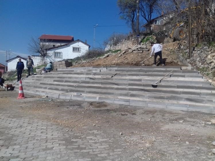 Gölpazarı'nda yol düzenleme çalışması