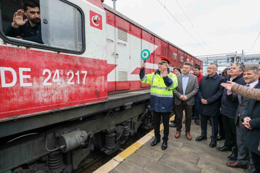 250 konteynerlik kent için Sakarya’dan bir tren daha uğurlandı