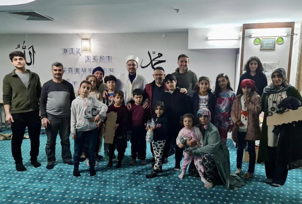 Manevi destek ekipleri deprem bölgesinde