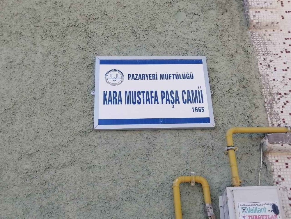 Pazaryeri'nde Tarihi Camii yenileniyor