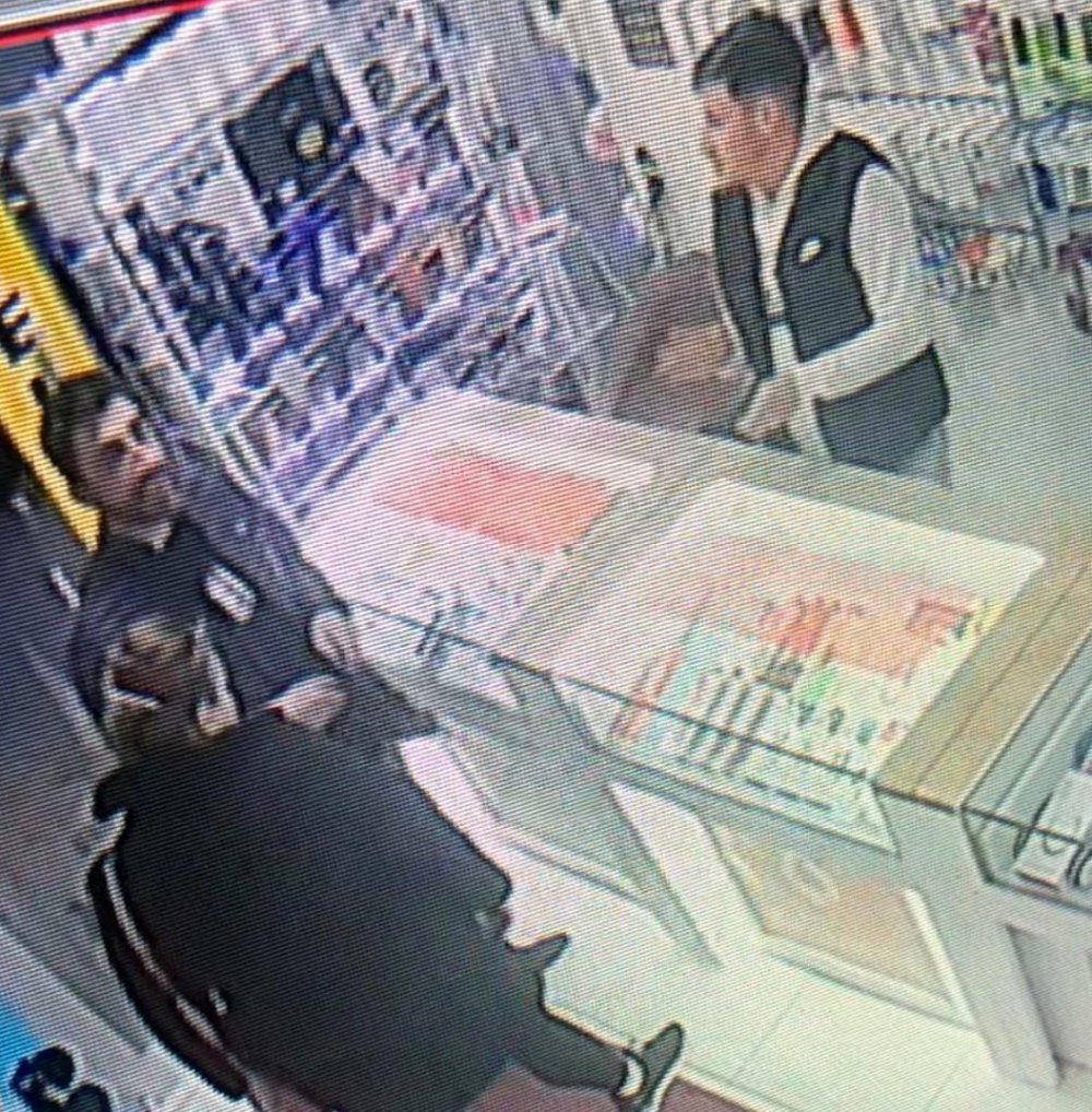 EFT’yi geri çekerek dolandırmaya çalışıp yakalandılar