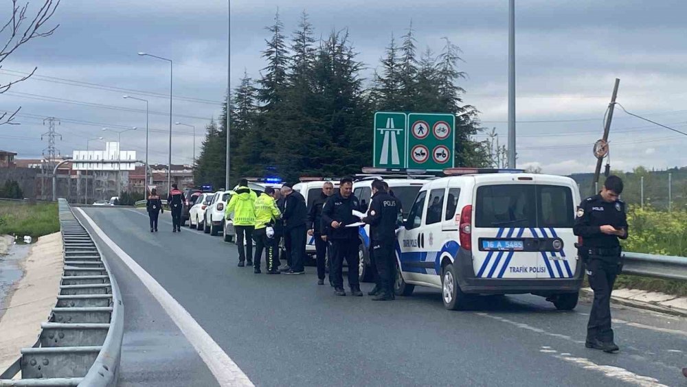 ’Dur’ ihtarına uymadı, polise çarptı