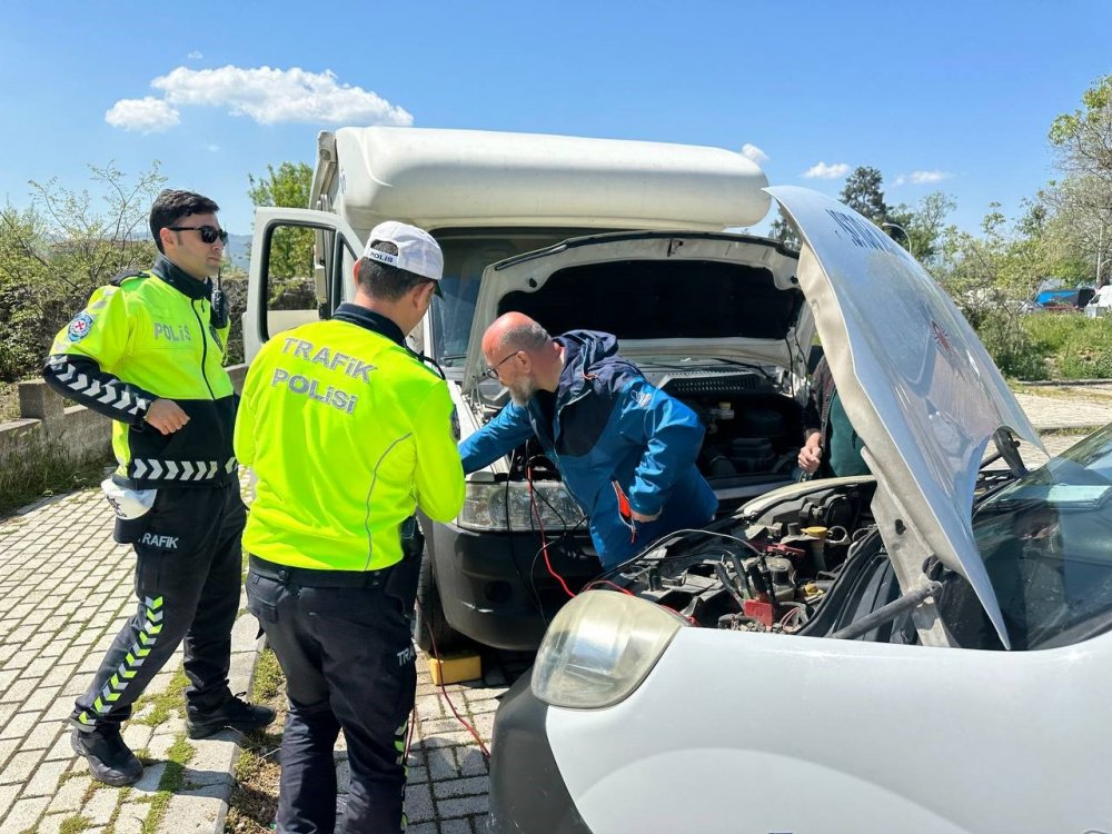 İtalyan turistlere takviyeli kurtarma