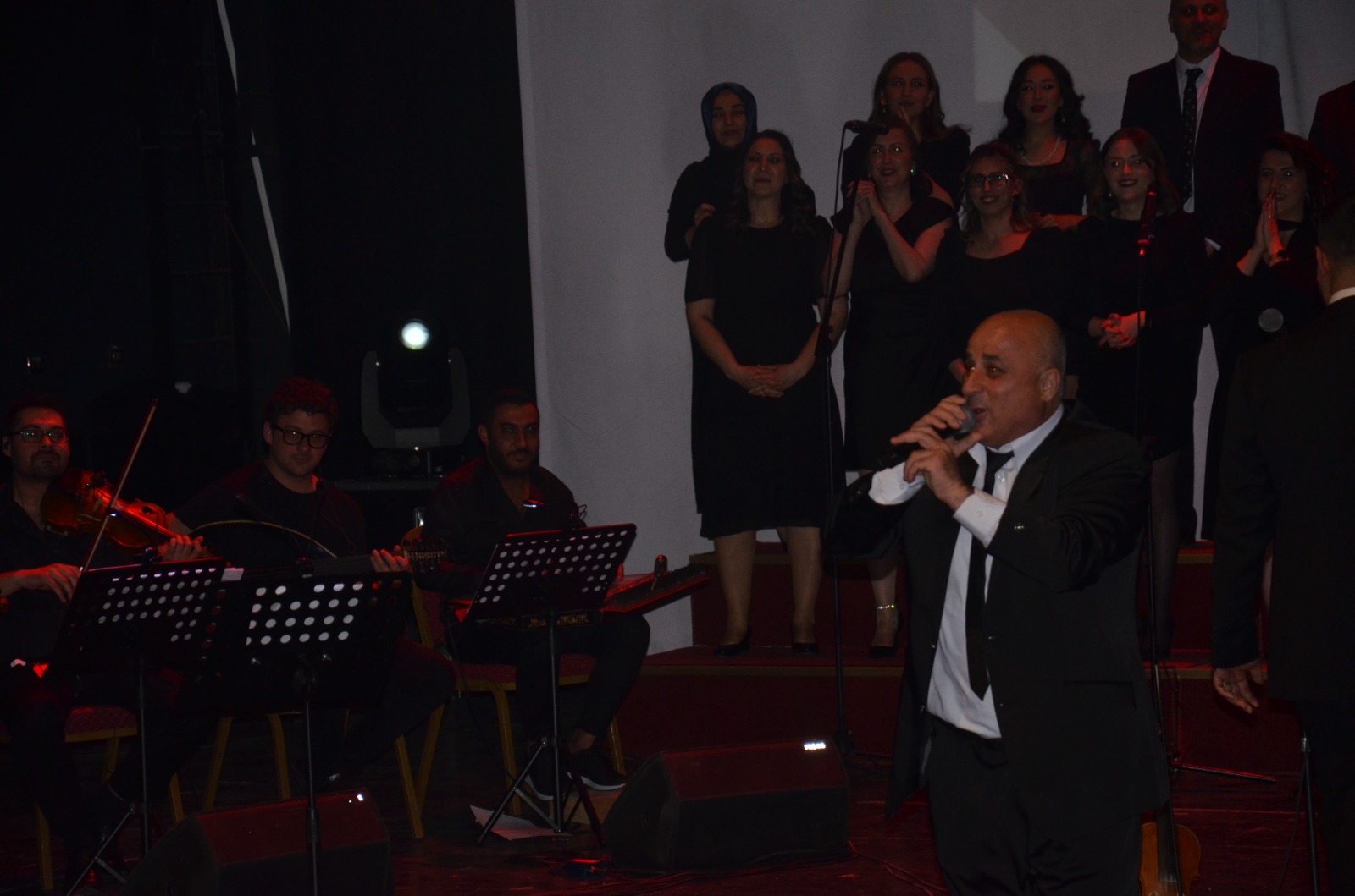 selim-yagcidan-muthis-konser-001.jpeg