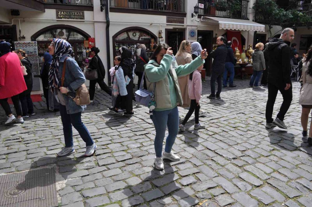 Yerli turistler 3 günlük tatili fırsat bildi