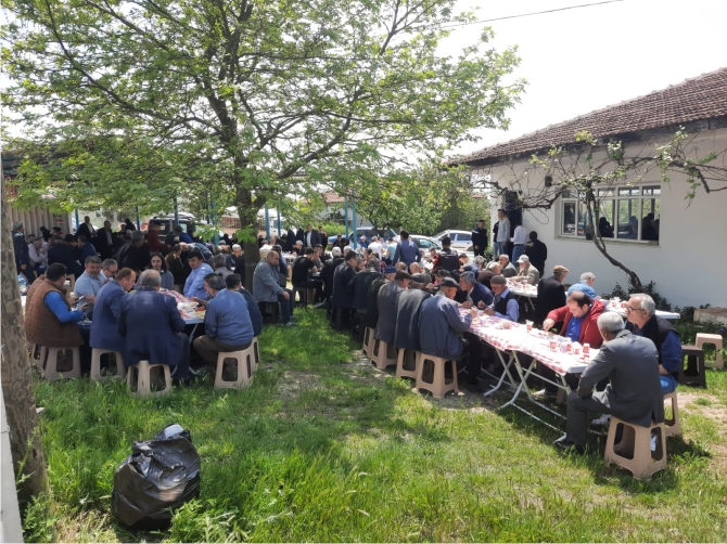 ilyasca-koyunde-geleneksel-hidrellez-senligi1.jpg