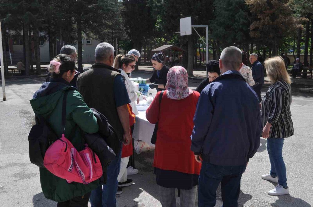 Seçmene bu kez pilav ayran sürprizi