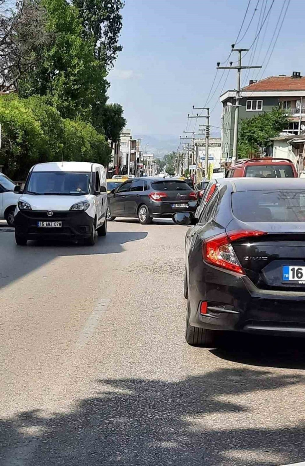 Eski Gemlik Yolu tek yön olmalı