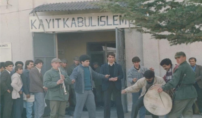 bu-fotograf-36-yil-once-cekilmils1.jpg
