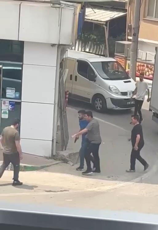 Kız meselesi yüzünden silahlı çatışma