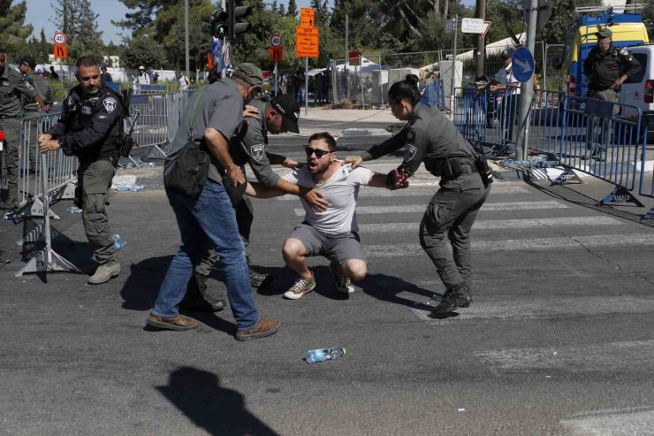 İsrail Meclisi, Yüksek Mahkeme’nin yetkisini sınırlandıran yasa tasarısını onayladı