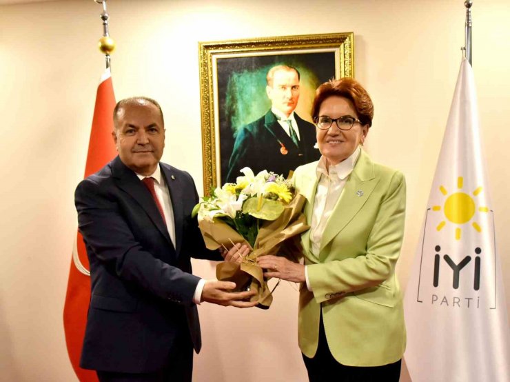 İYİ Parti lideri Akşener, Anavatan Partisi Genel Başkanı İbrahim Çelebi ile bir araya geldi