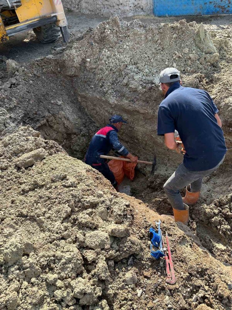 İl Özel İdaresi ekipleri çalışmalarına devam ediyor
