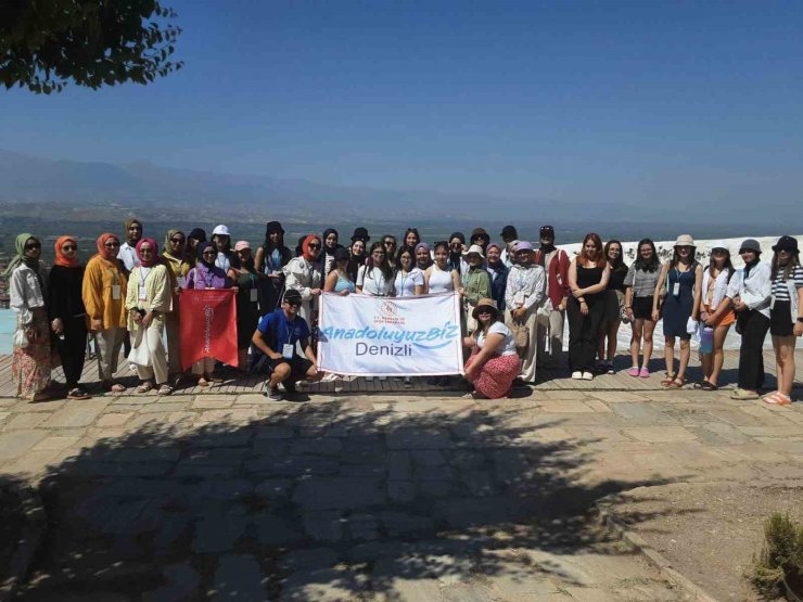 Bilecikli Gençler Denizli’nin Tarihi Ve Turistlik Yerlerini Gezdi