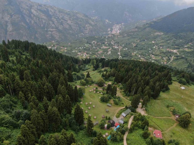 Oğuz Boyu Geleneğinin Sürdürüldüğü Tesis Avrupa’dan Yüzlerce Turisti Ağırlıyor