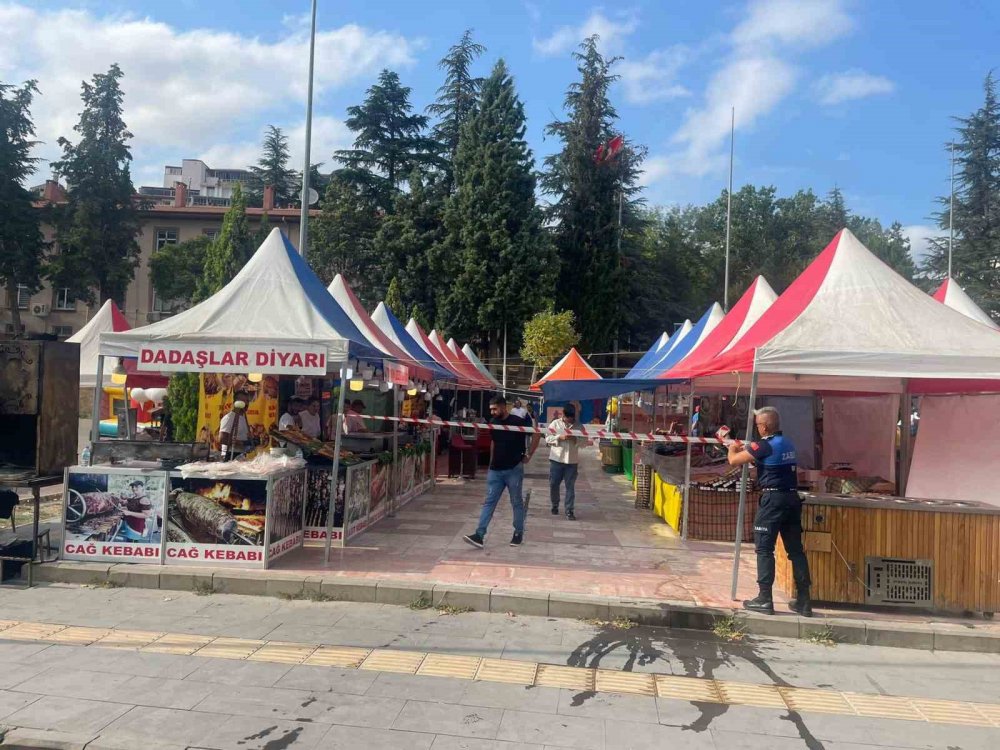 Esnaf Tepki Gösterdi