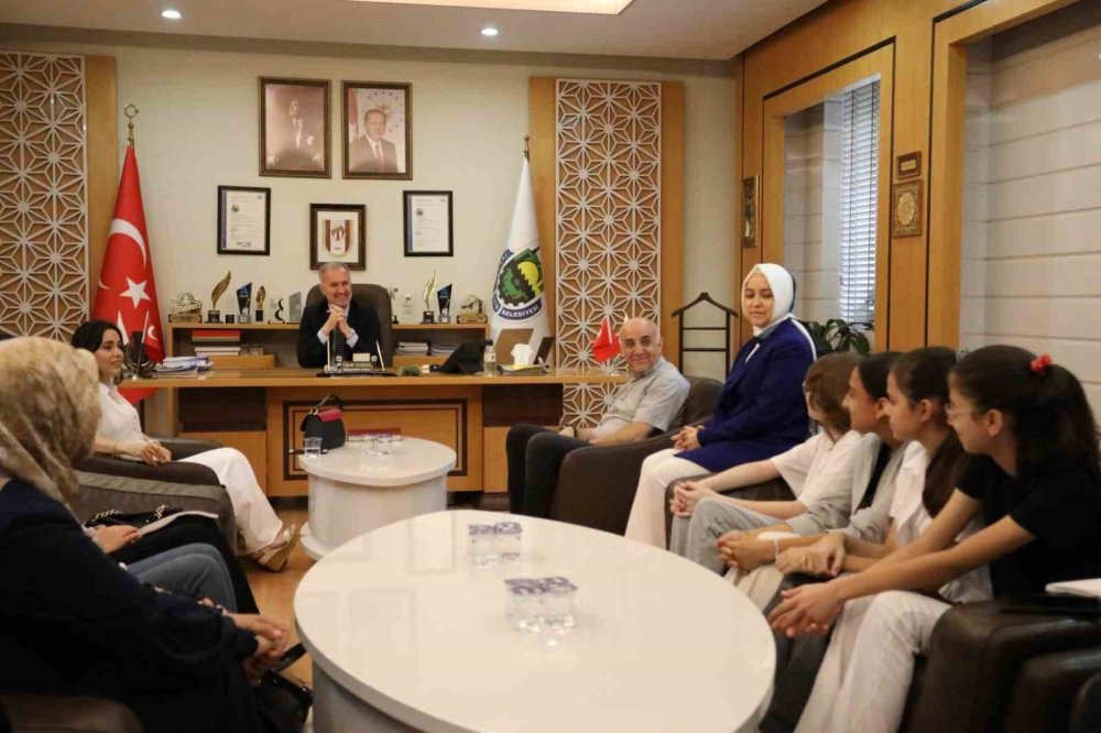 Lgs Şampiyonlarını Ağırladı