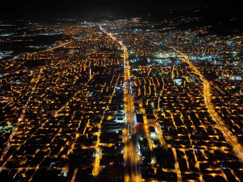 Ankara Yolunda Gece Mesaisi Sürüyor