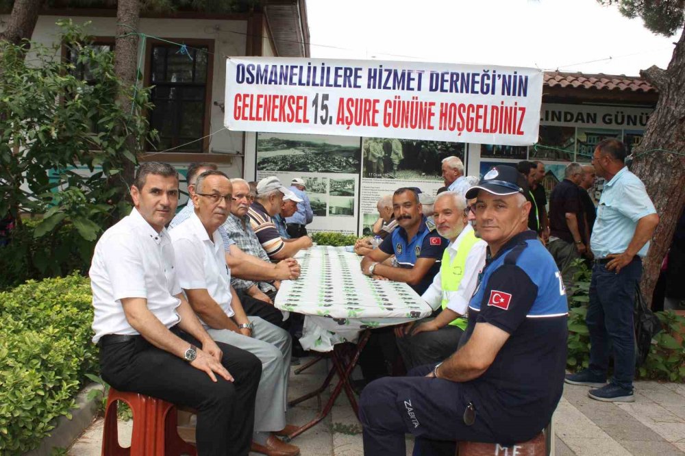 Osmanelilere Hizmet Derneği’nin Geleneksel Aşure İkramı