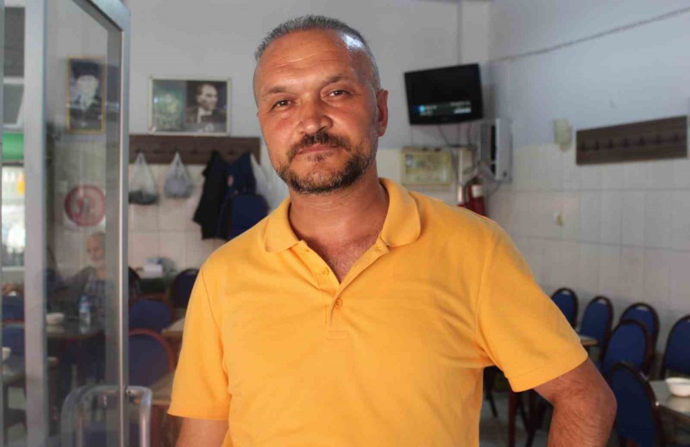Kıraathane Sohbetleri Kültürü Hâlâ Yaşatılıyor