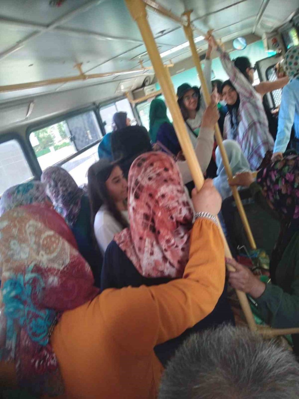 Kendilerini ’ötekileştirilmiş’ Olarak Görüyor