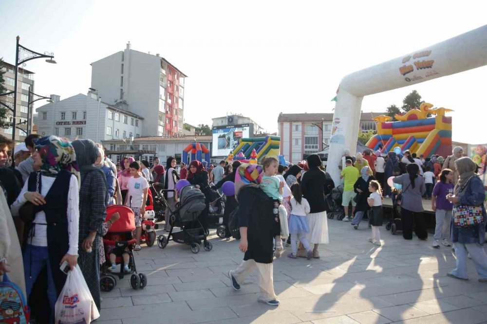 Kütahya’da Çocuk Şenliği Coşkusu