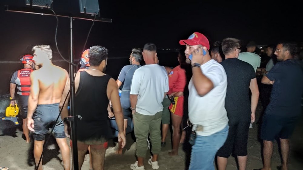 Yasak Olmasına Rağmen Girdiği Denizde Kayboldu