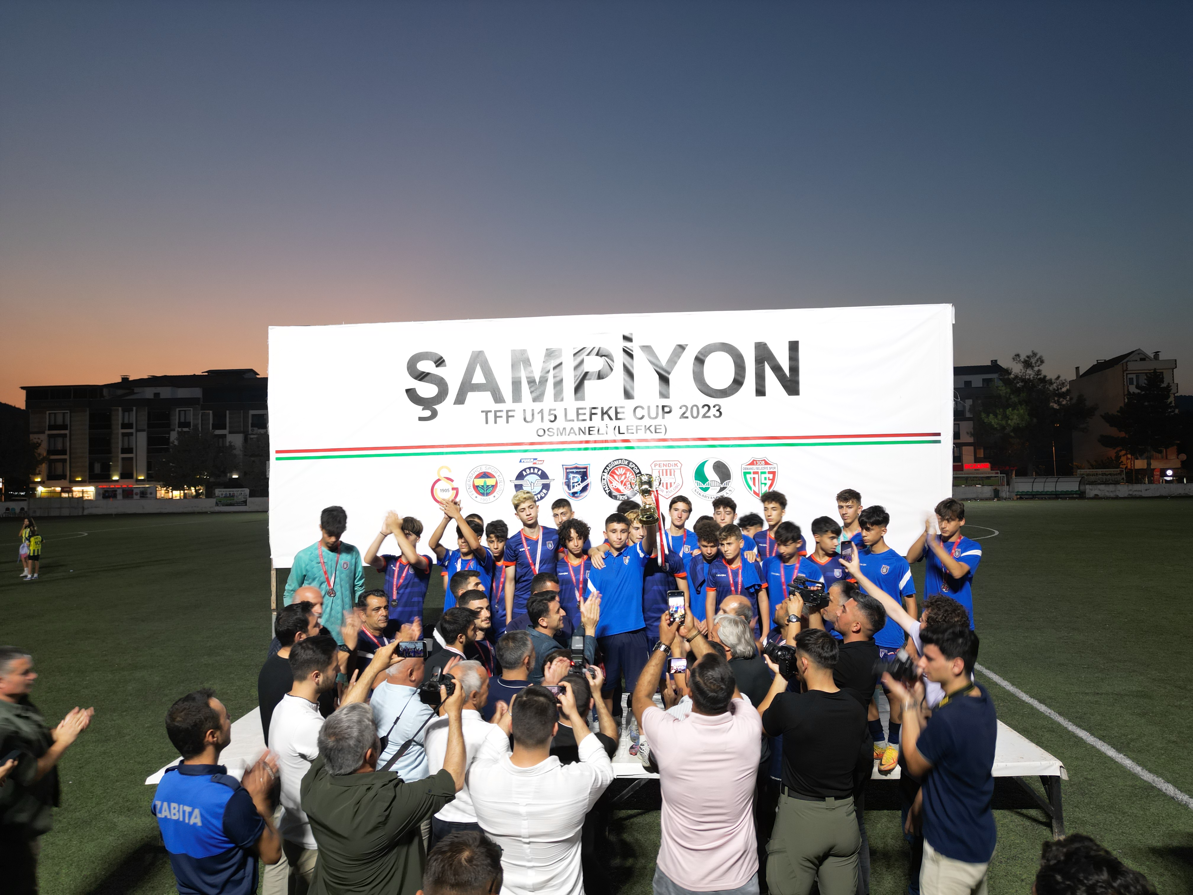 tff-u-15-lefke-cup-2023-sampiyonu-fenerbahce.jpg