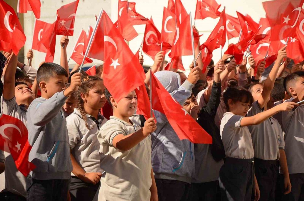 Bozüyük’te İlköğretim Haftası Kutlandı