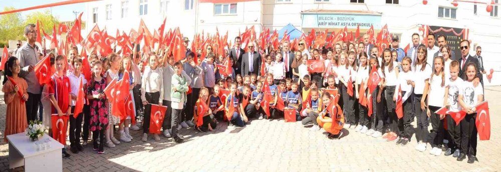 Bozüyük’te İlköğretim Haftası Kutlandı