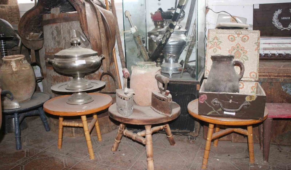 Köyde Kurulan Kültür Evi’nde Yüzyıllık Eşyalar Sergileniyor