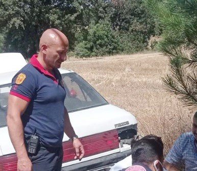 İtfaiye Eri Ayağının Kırılmasına Rağmen Kurtarma Çalışmasına Devam Etti