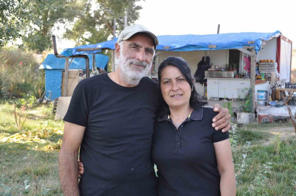 Ürettikleri Meyve Ve Sebzeleri Satmak Yerine Takas Yapıyorlar