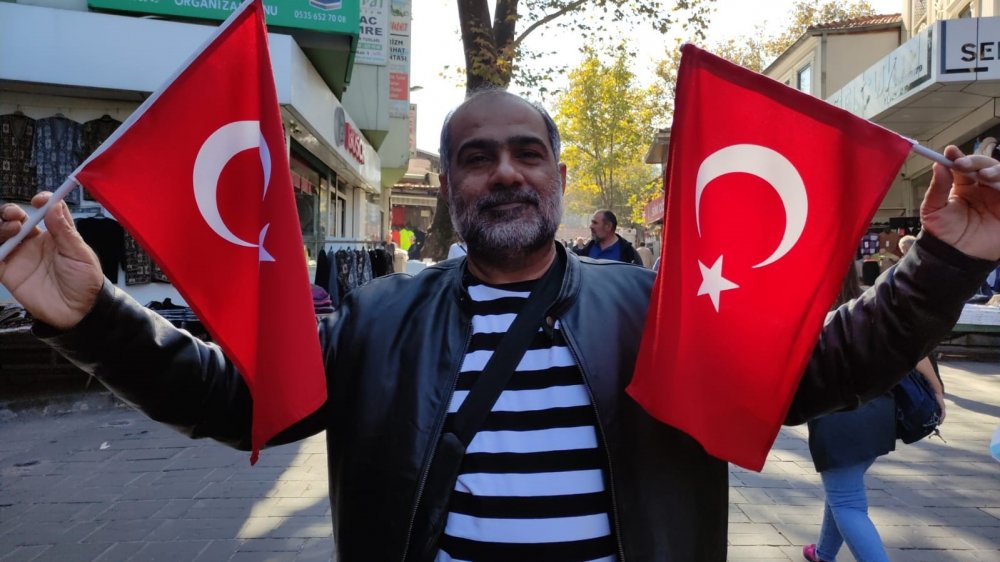 Pakistanlı Turistin Türk Bayrağı Sevgisi