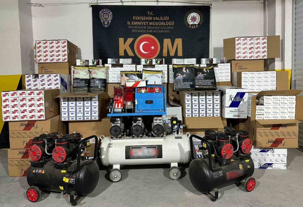 Kaçak Sigara Bulunduran Şahsa Polis İşlem Yaptı