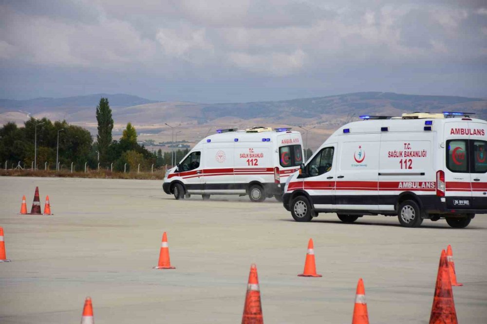 Ambulans Sürücülerine  Eğitim