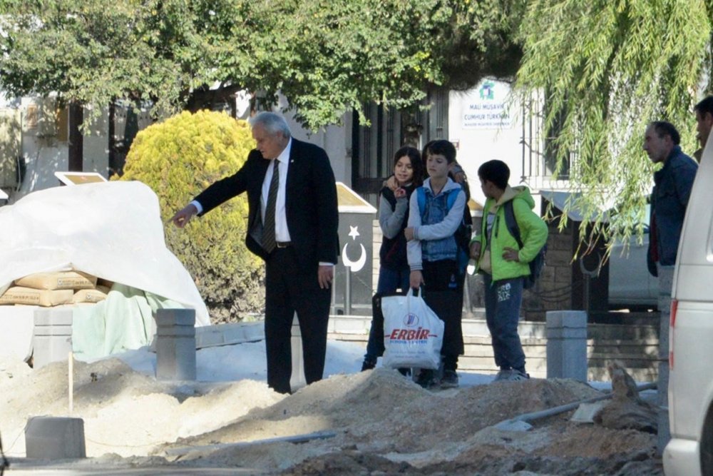 Başkan Bakkalcıoğlu Çocukları Sevindirdi